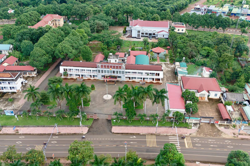 Trụ sở UBND xã Đức Cơ nhìn từ cao xuống