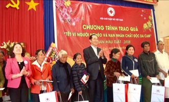 Tháng 2/2018, Chủ tịch nước Trần Đại Quang về thăm và chúc Tết tại xã biên giới Ia Dom