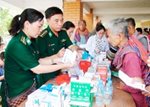 Sư đoàn 320 khám bệnh, tư vấn, cấp thuốc miễn phí cho bà con  nhân dân 02 xã Ia Kla, Ia Lang huyện Đức Cơ